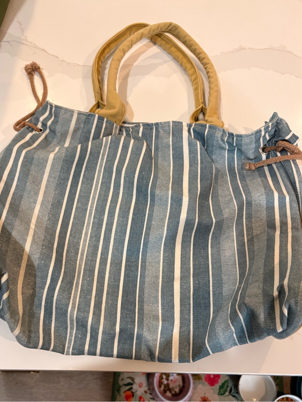 Source Unknown Blue and White Striped Tote with Tan Handles